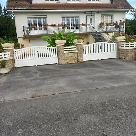 Au Jardin Fessard Bed and Breakfast Fagnon Buitenkant foto